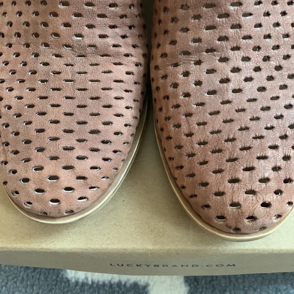 Womens Lucky Brand perforated Booties - Picture 3 of 7